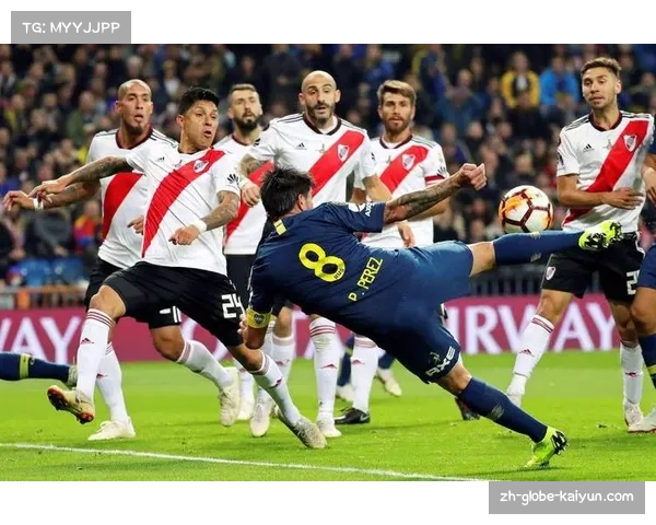 解放者杯半决赛战罢，路易斯率弗拉门戈成功跻身决赛